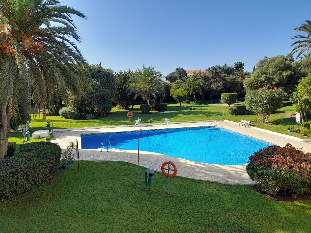 Apartment With Pool Near The Beach ماربيا المظهر الخارجي الصورة